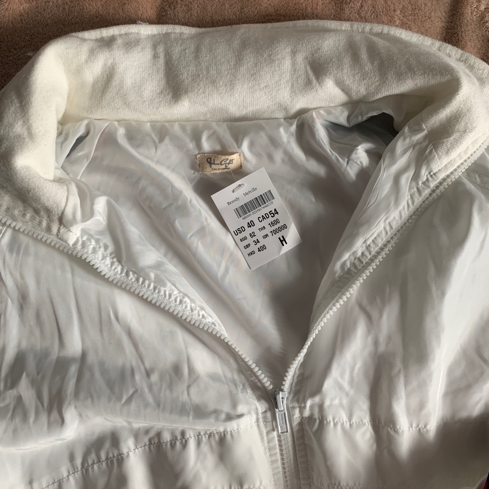 Brandy Melville wind breaker